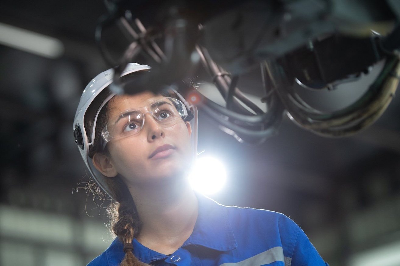 Automotive Line-Down Recovery  
 Automotive plants run on precise inventory timing. When a critical part fails to arrive
