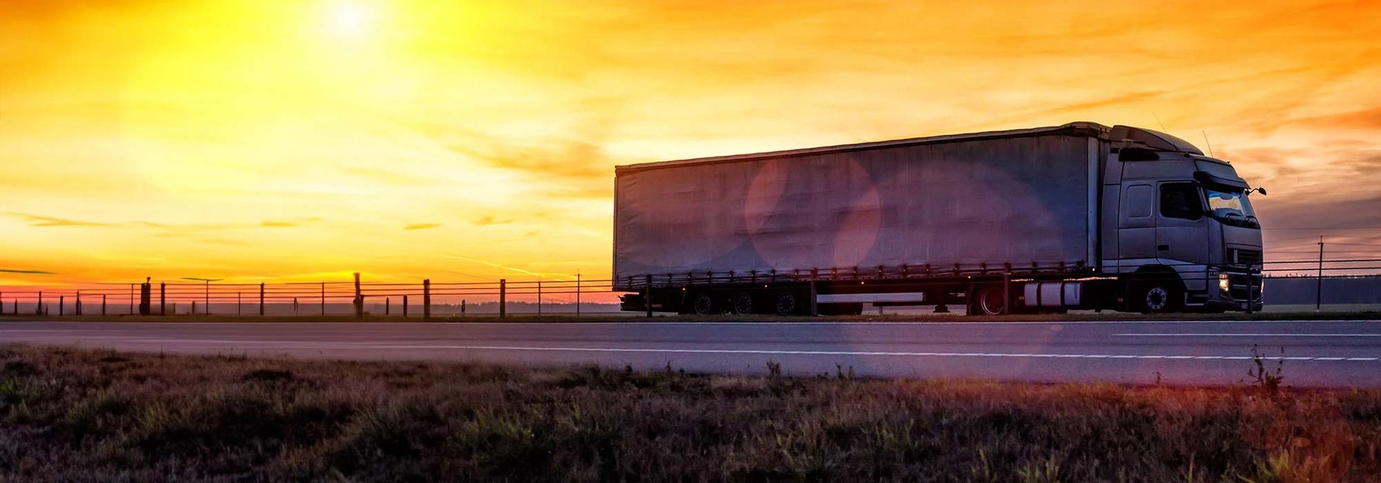 How Hot Shot Trucking Actually Works: Loads, Rates and What Drivers Earn banner background